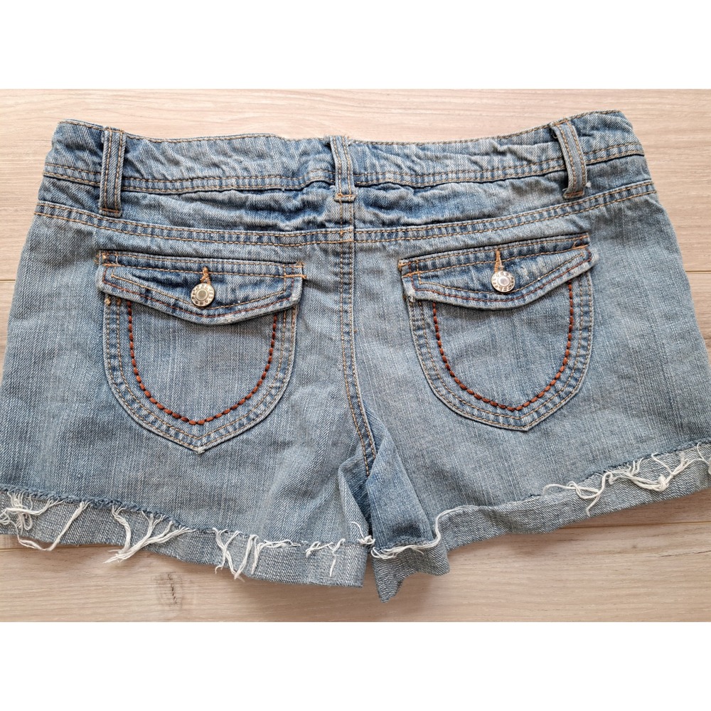 SO Y2K Womens Light Wash Distressed Denim Cut Off Shorts Blue Frayed Hem Size 11 - Picture 2 of 9